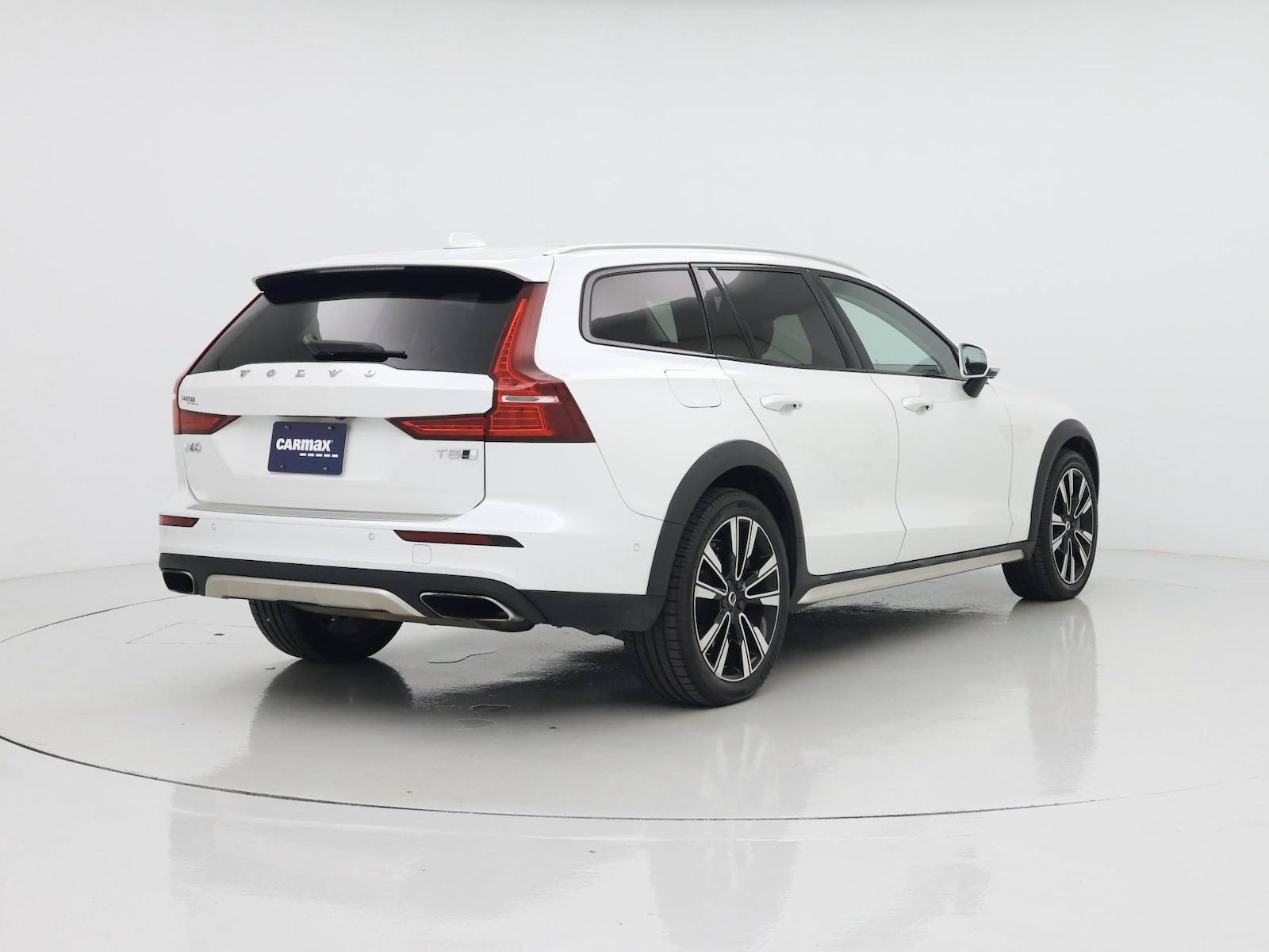 2021 Volvo V60 Cross Country Base - Photo 9