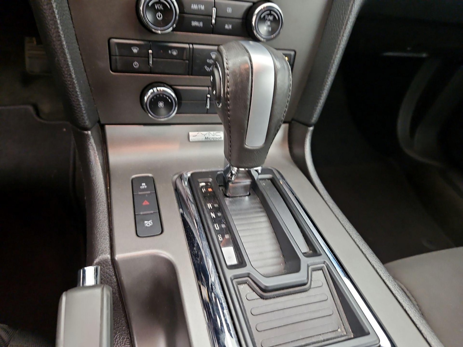 2014 Ford Mustang - Photo 17