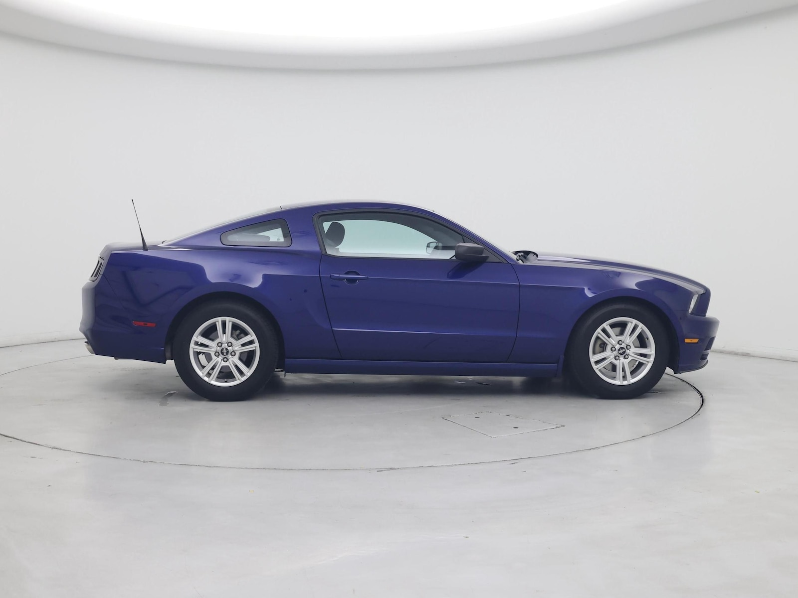 2014 Ford Mustang - Photo 8