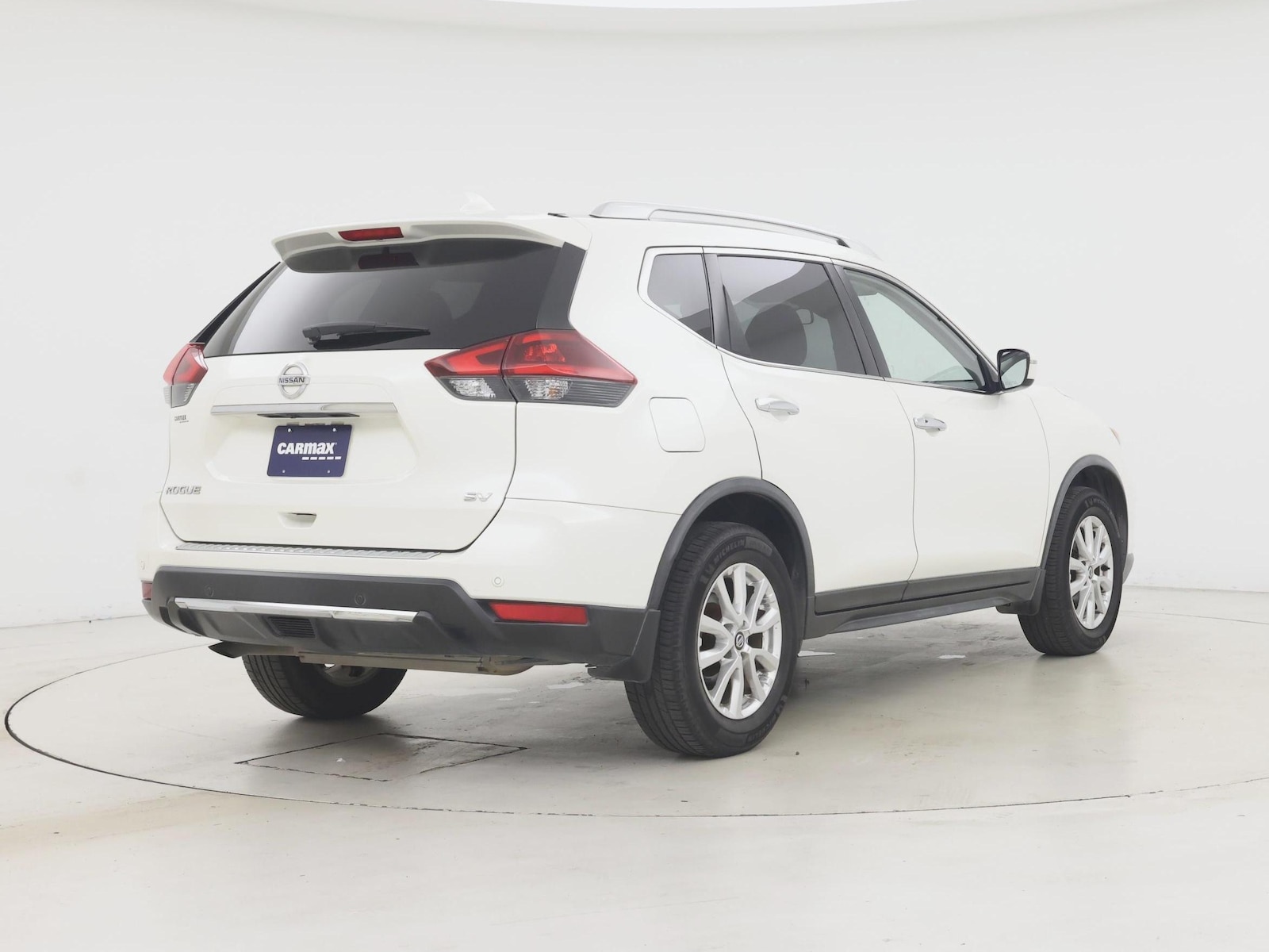 2020 Nissan Rogue SV - Photo 9