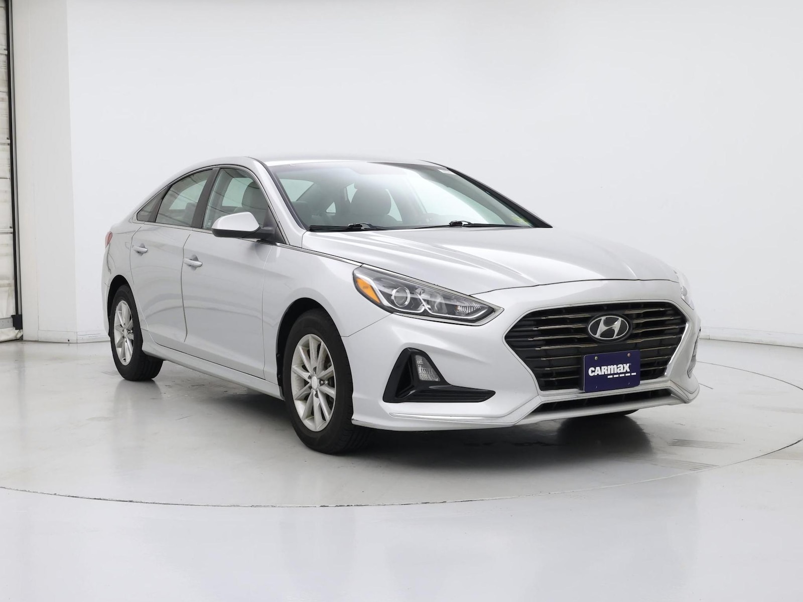 2019 Hyundai Sonata SE - Photo 2
