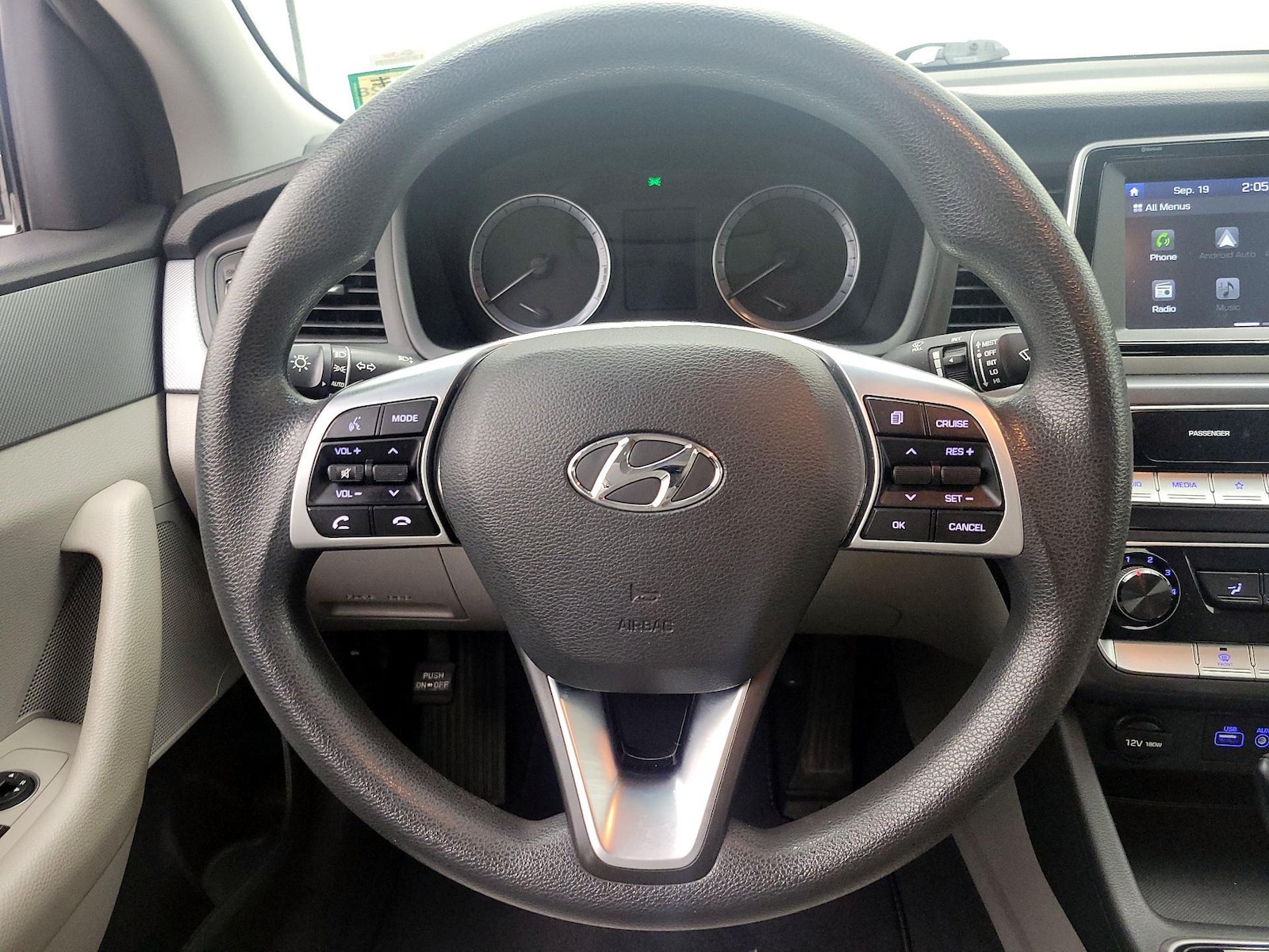 2019 Hyundai Sonata SE - Photo 11