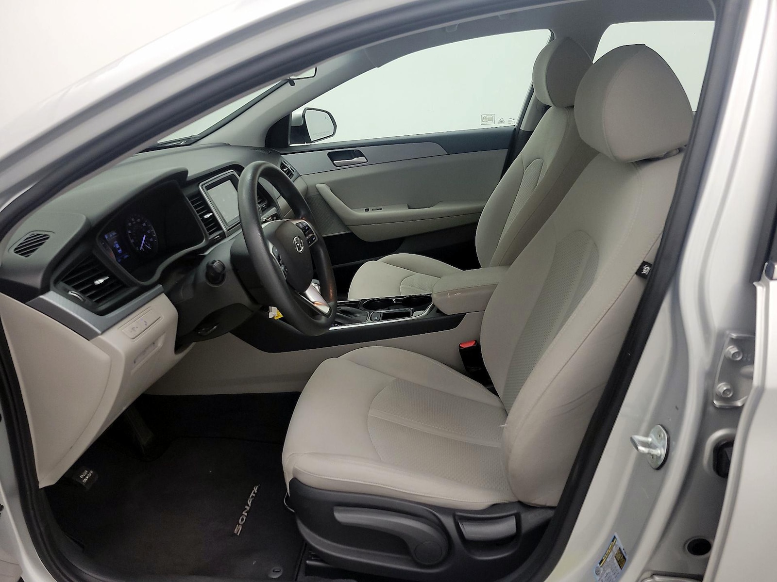 2019 Hyundai Sonata SE - Photo 12