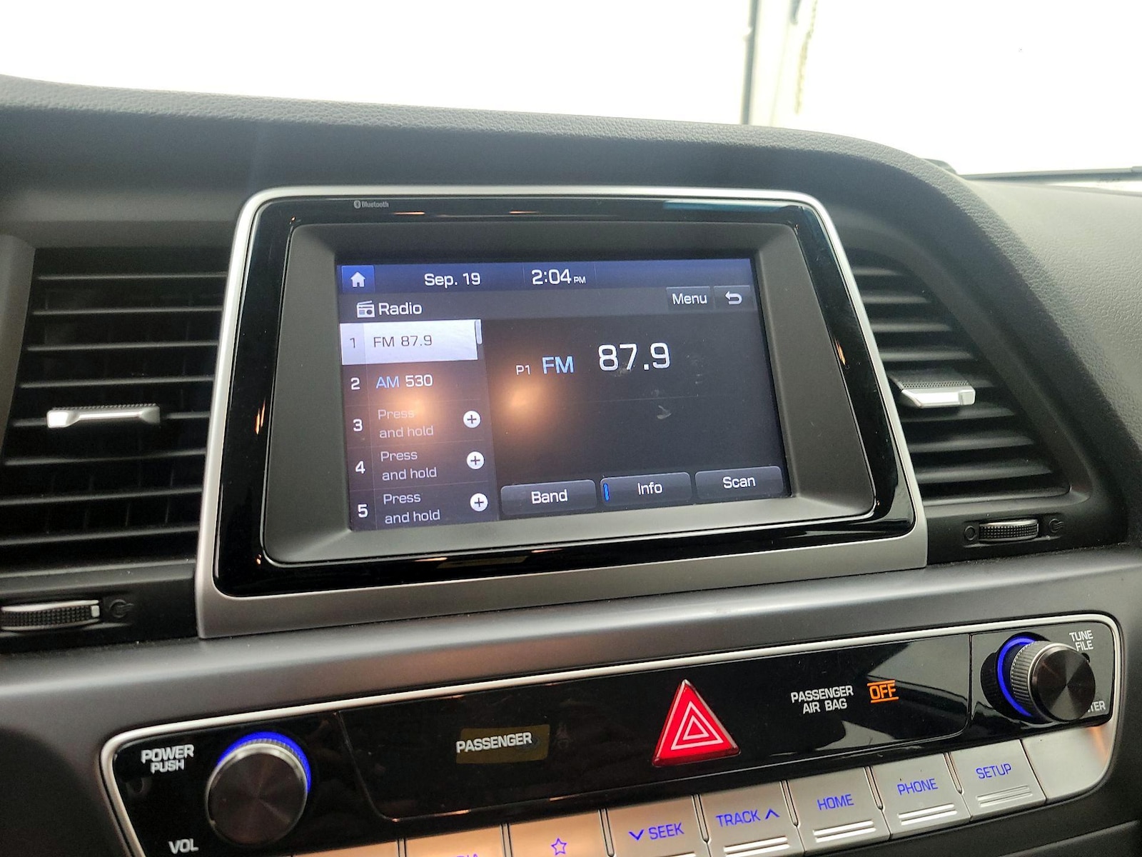 2019 Hyundai Sonata SE - Photo 16