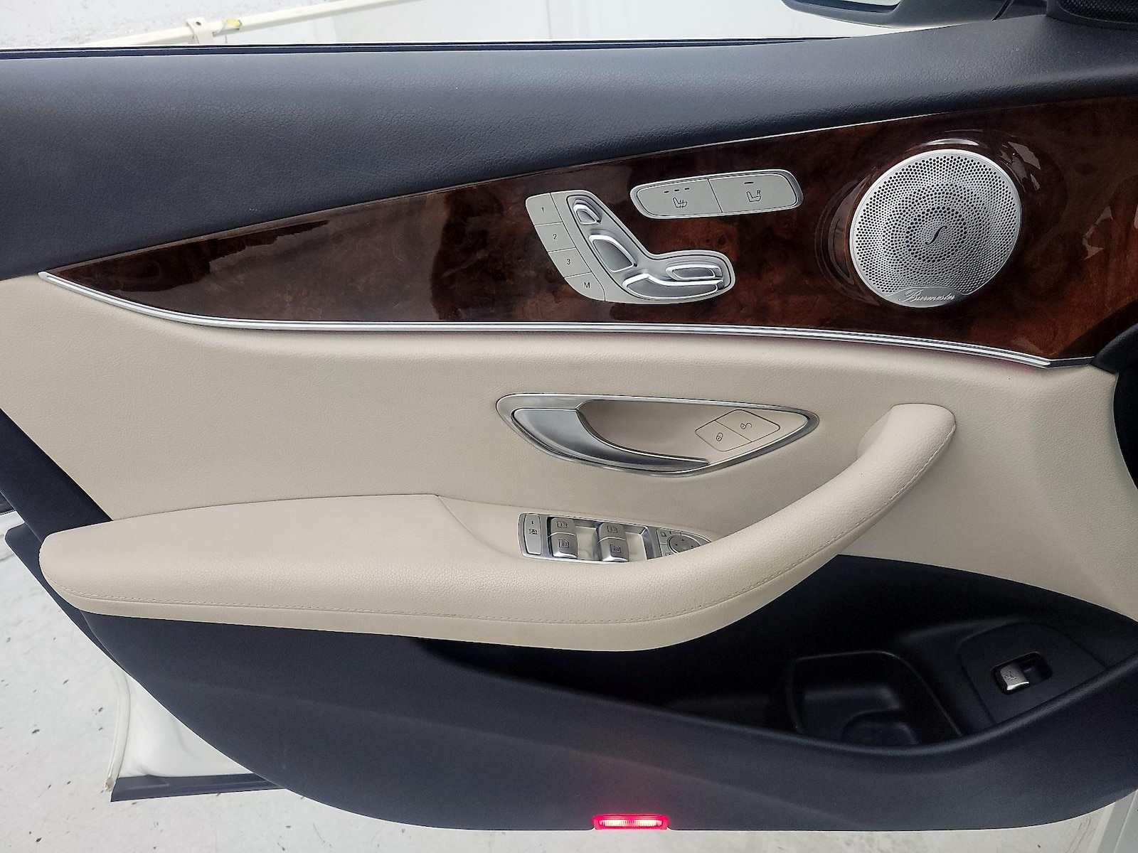 2019 Mercedes-Benz E-Class E300 - Photo 13