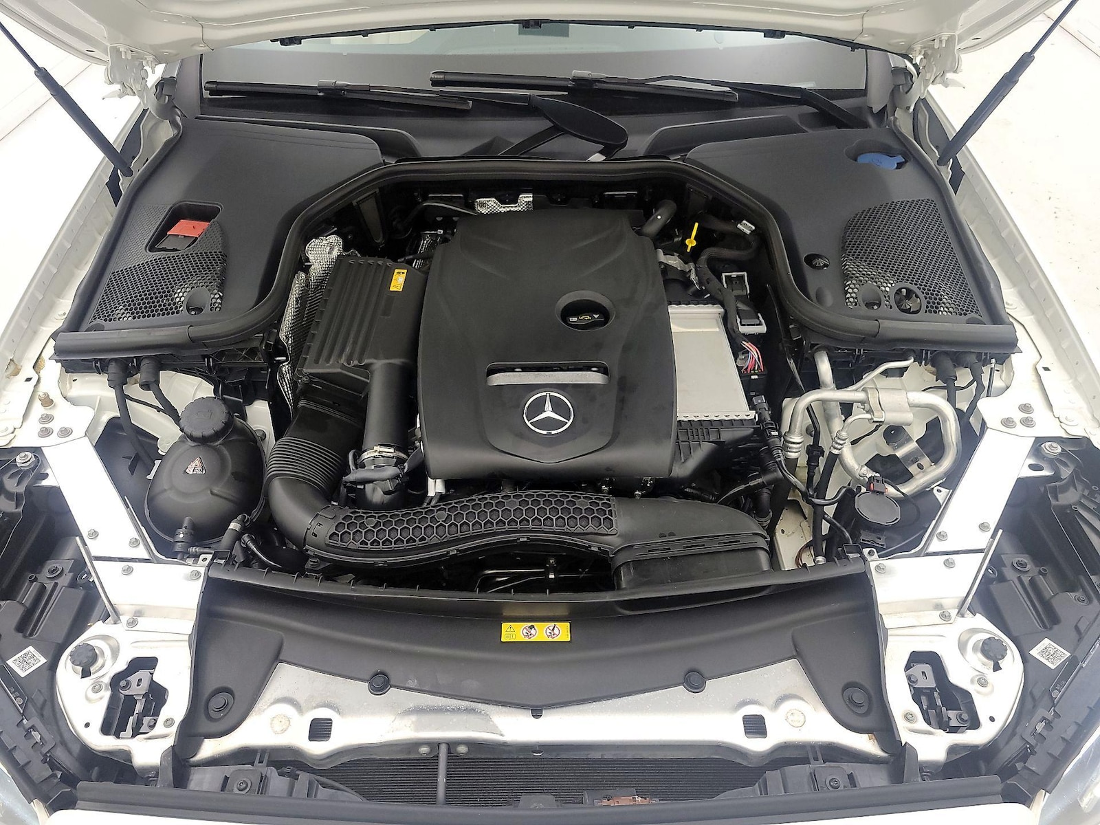 2019 Mercedes-Benz E-Class E300 - Photo 24