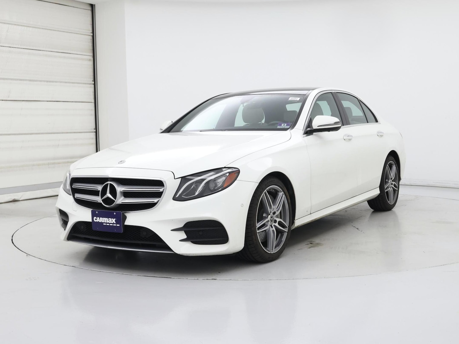 2019 Mercedes-Benz E-Class E300 - Photo 5