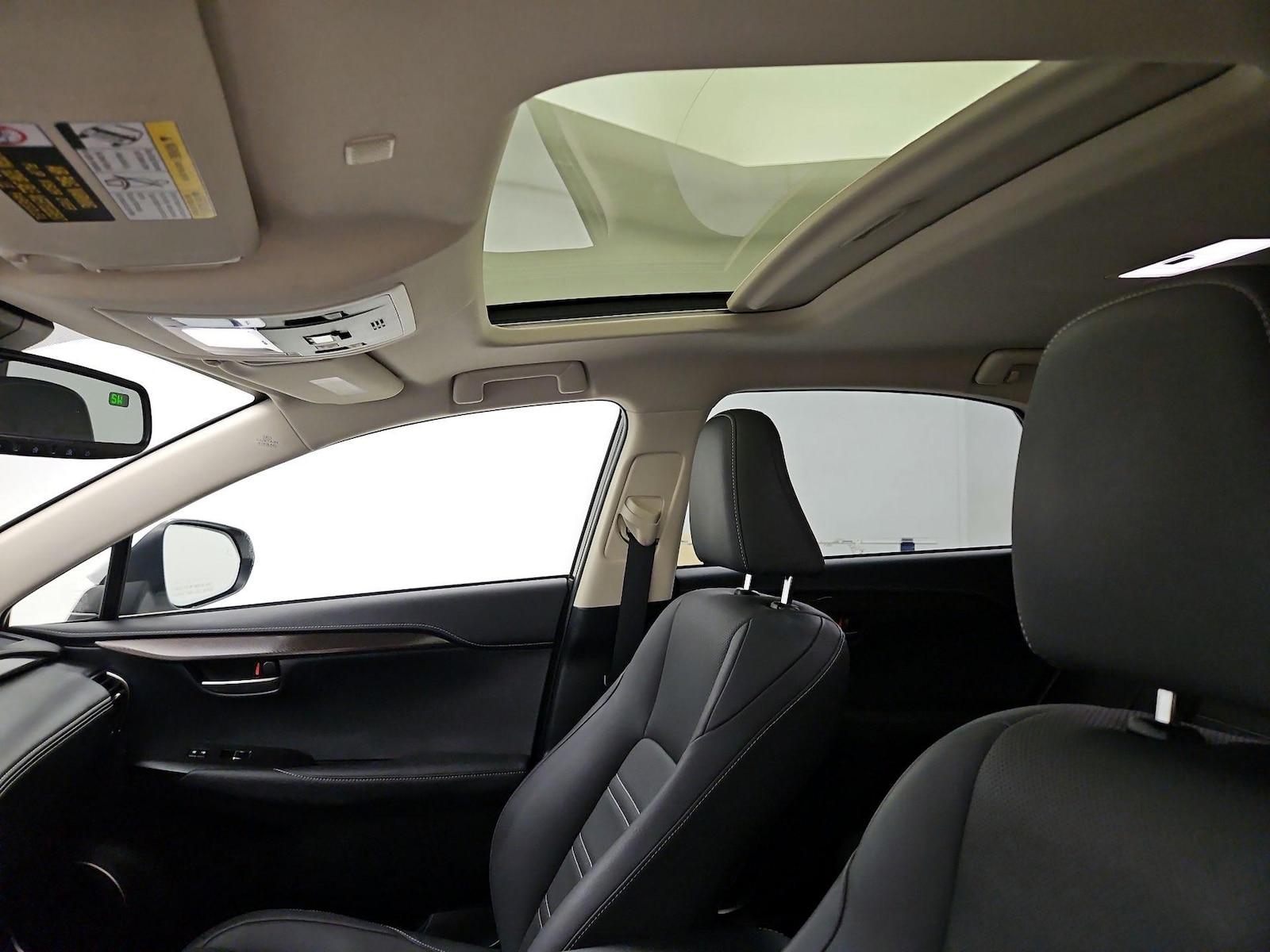 Sunroof(s) & Overhead Airbags