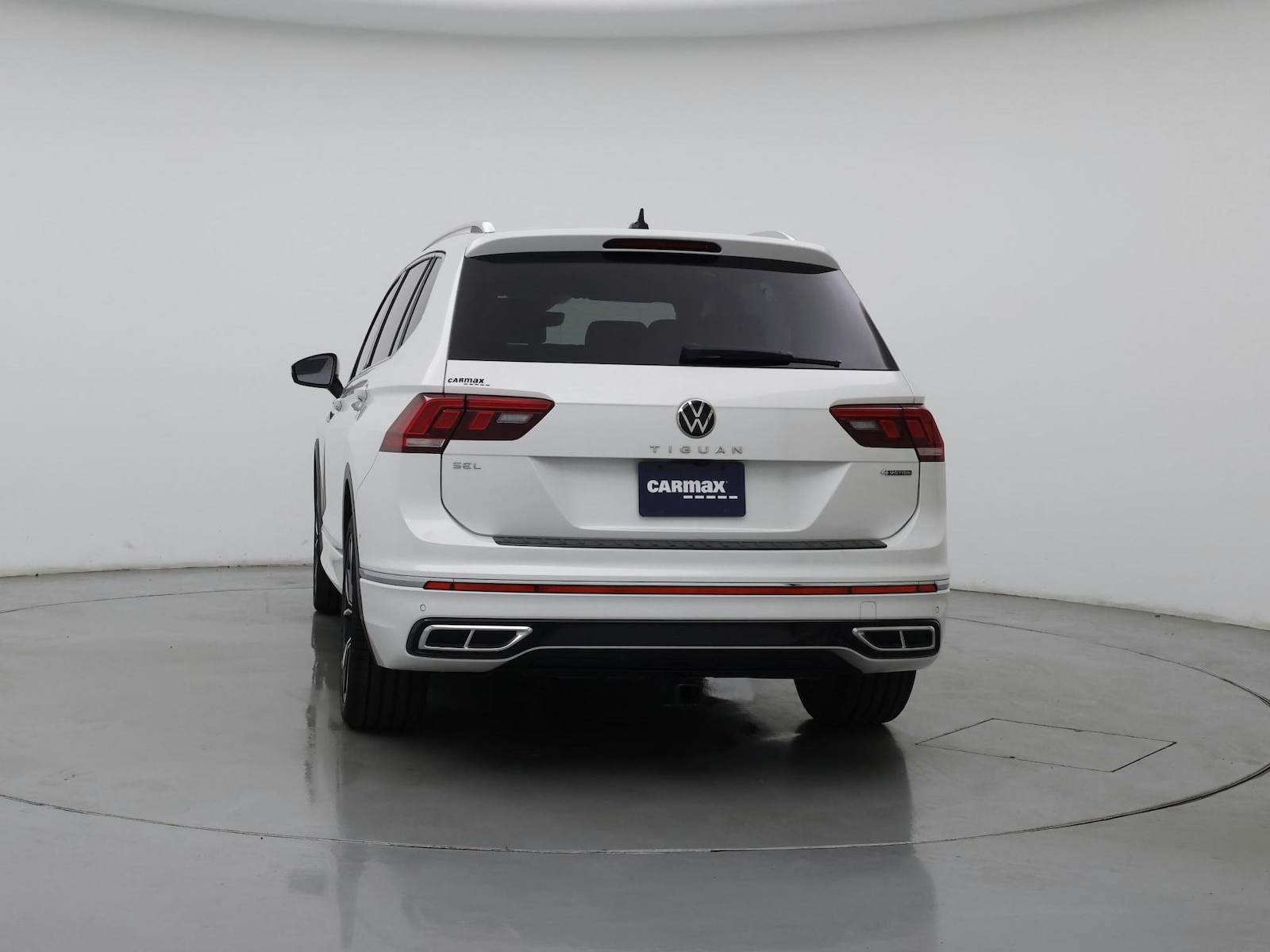 2023 Volkswagen Tiguan SEL R-LINE - Photo 7