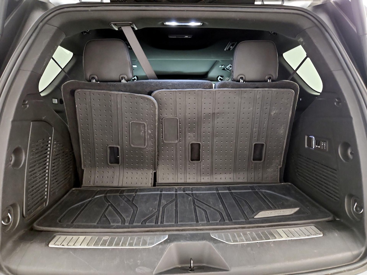 Trunk/Cargo (Seats Up)