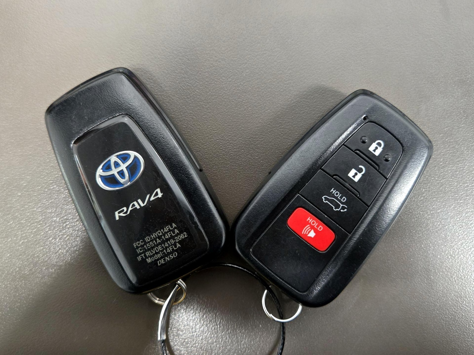 2022 Toyota RAV4 XSE - Photo 25