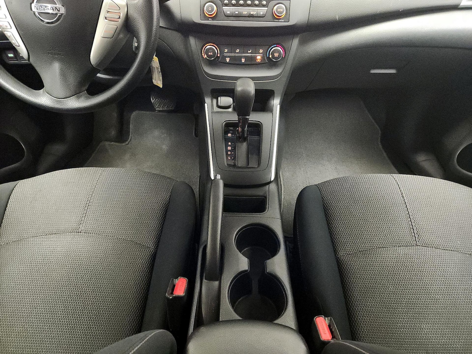 2016 Nissan Sentra S - Photo 17