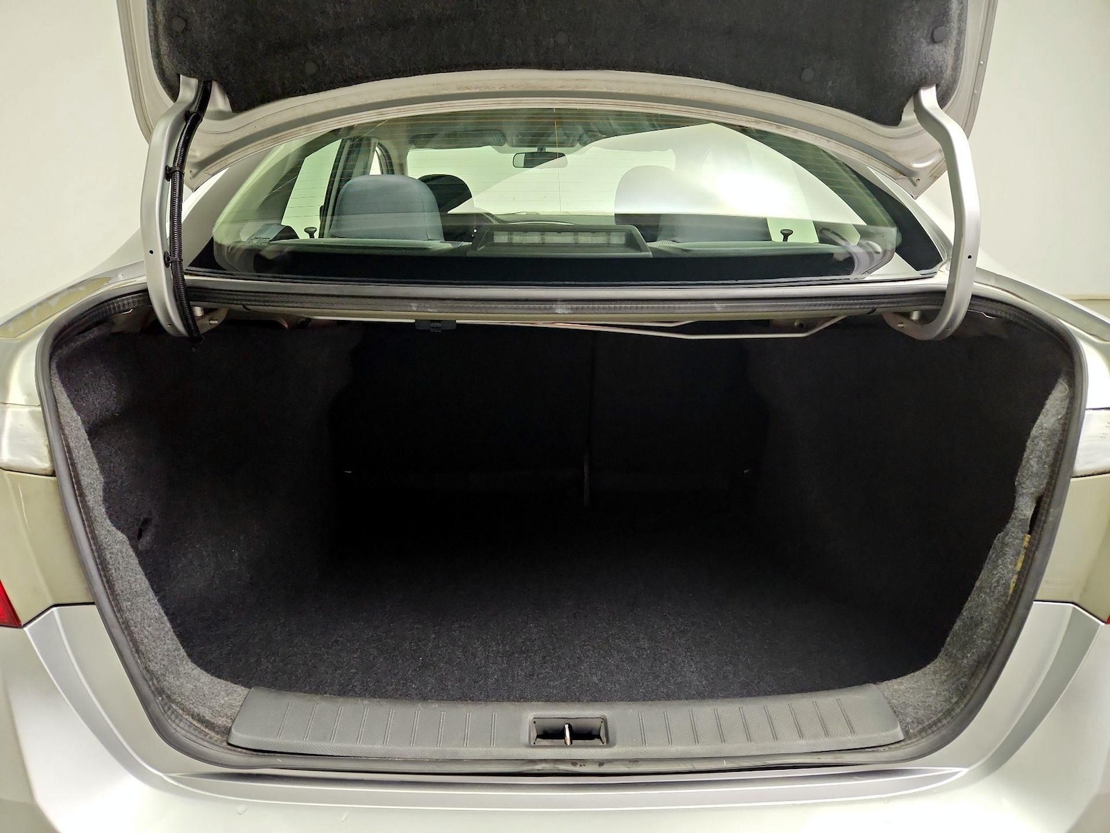 2016 Nissan Sentra S - Photo 20