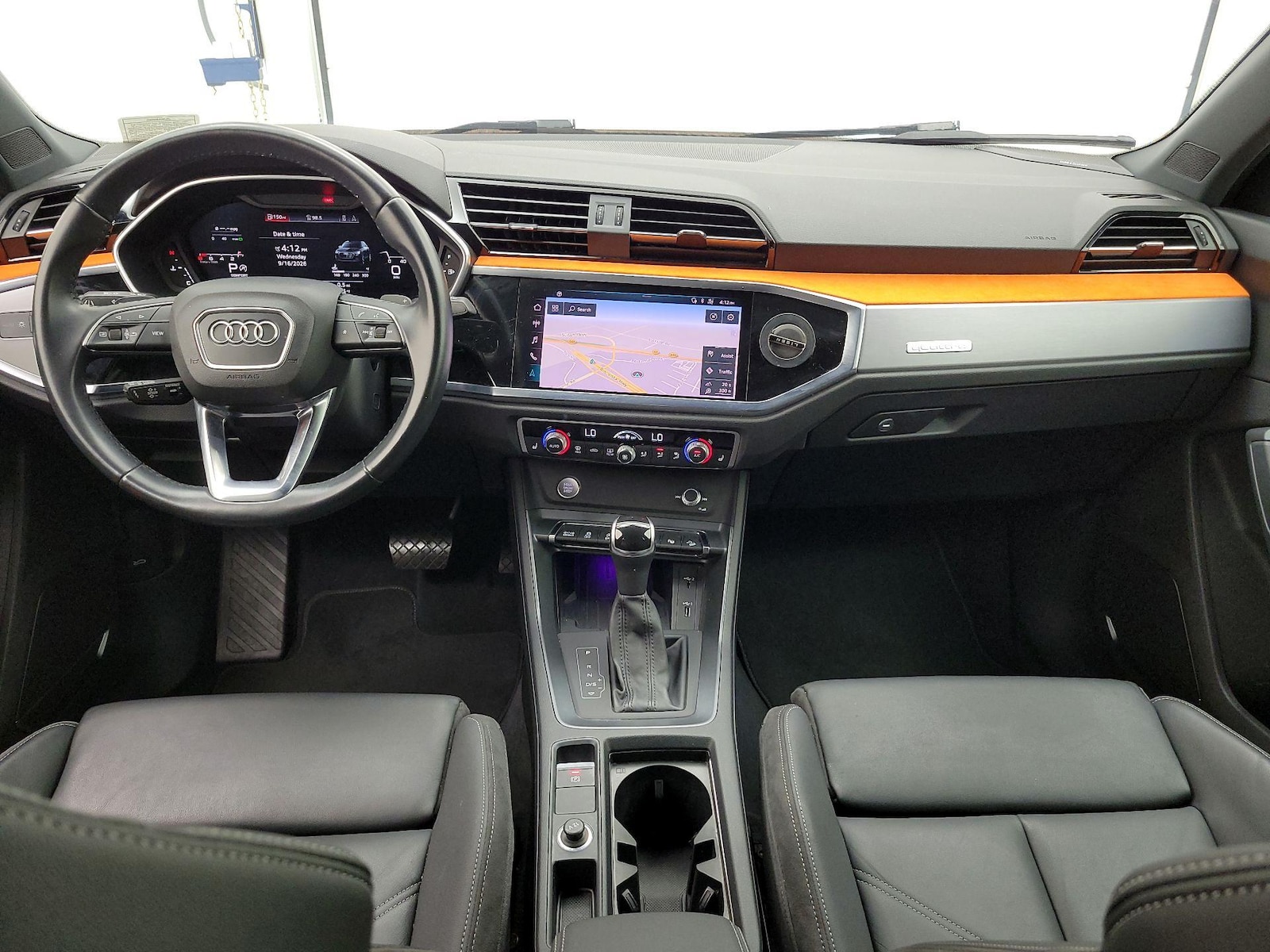 Photo 10