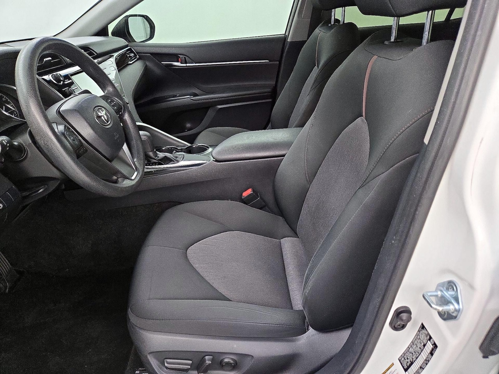 Power Seat(s) & Side Airbags