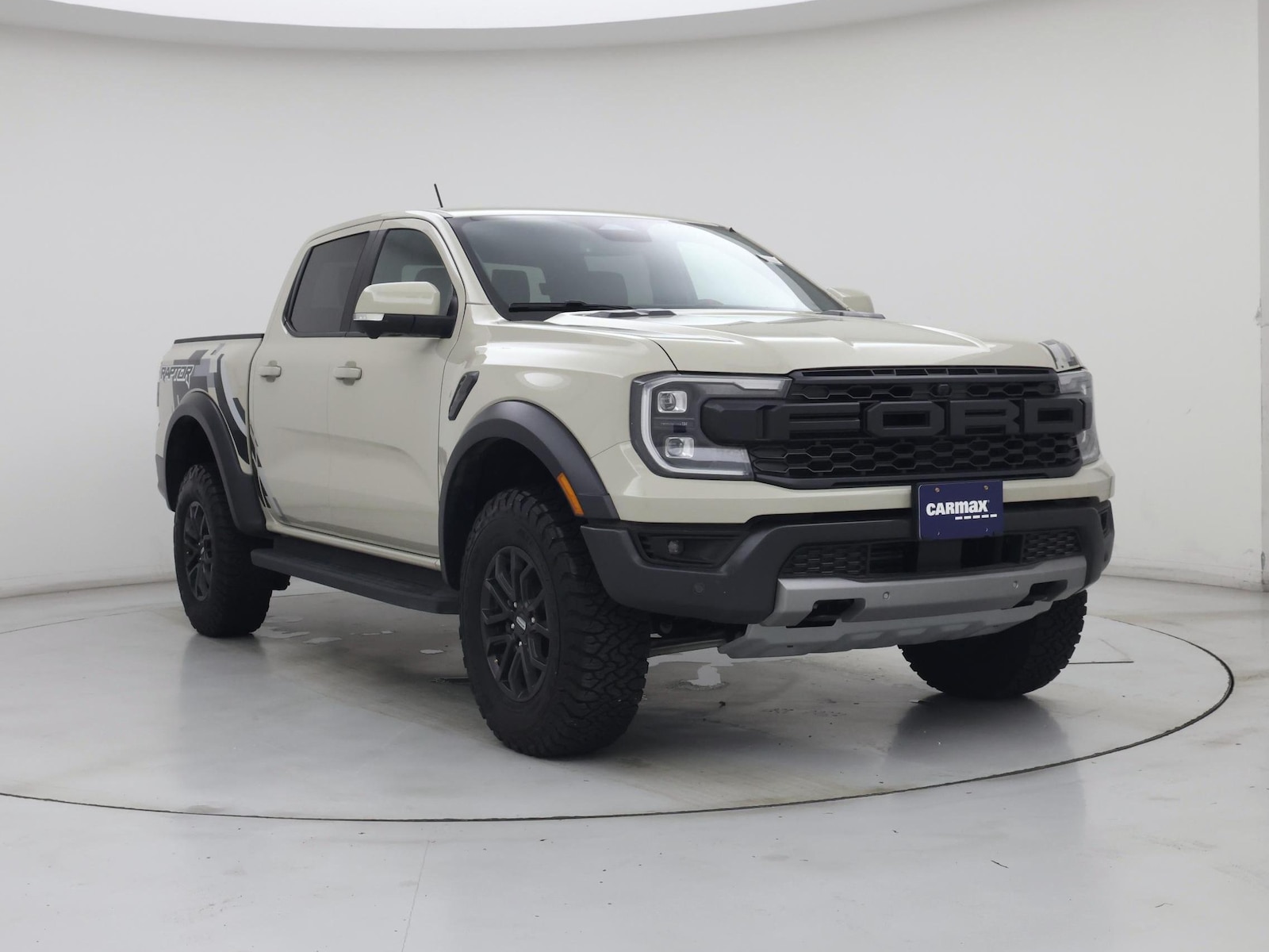 2025 Ford Ranger Raptor - Photo 2