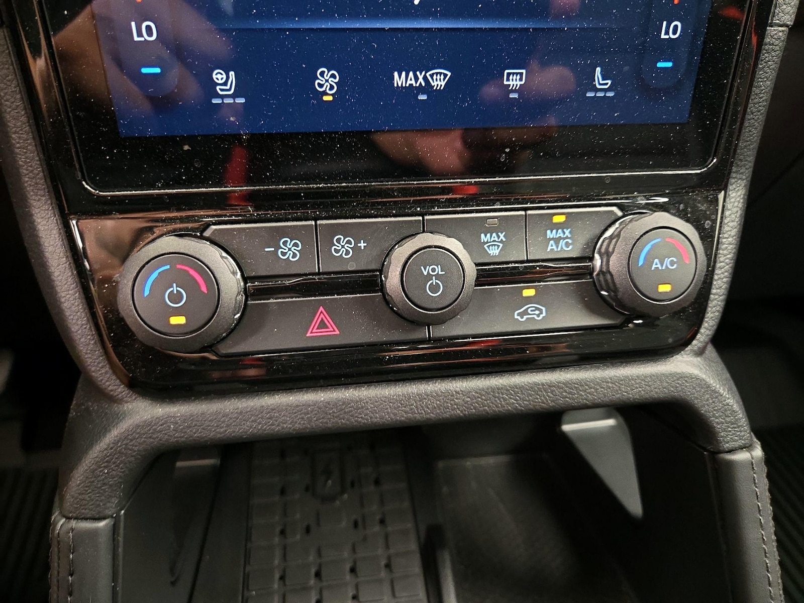 2025 Ford Ranger Raptor - Photo 18