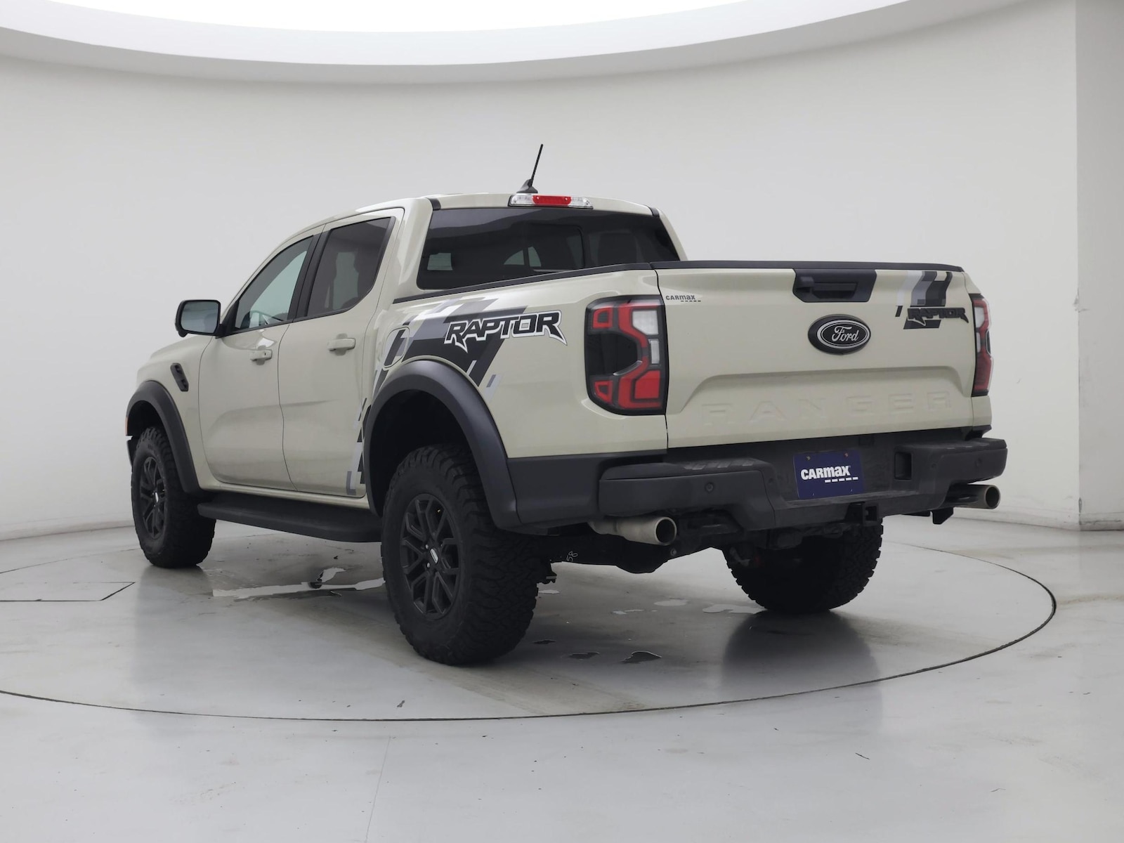 2025 Ford Ranger Raptor - Photo 3