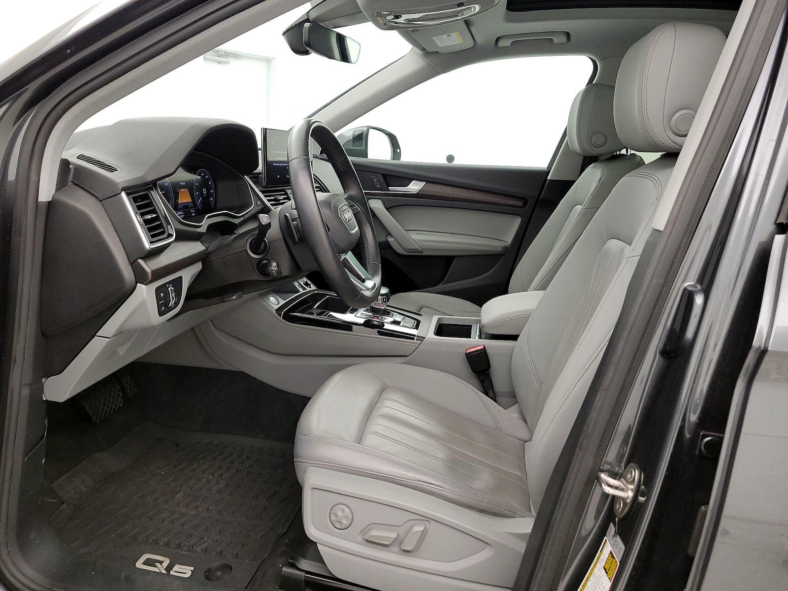 2021 Audi Q5 Premium Plus - Photo 12