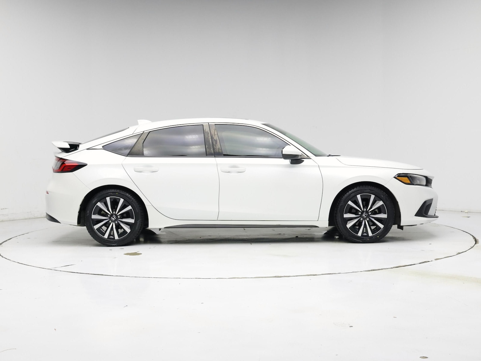 2024 Honda Civic Hatchback EX-L - Photo 8