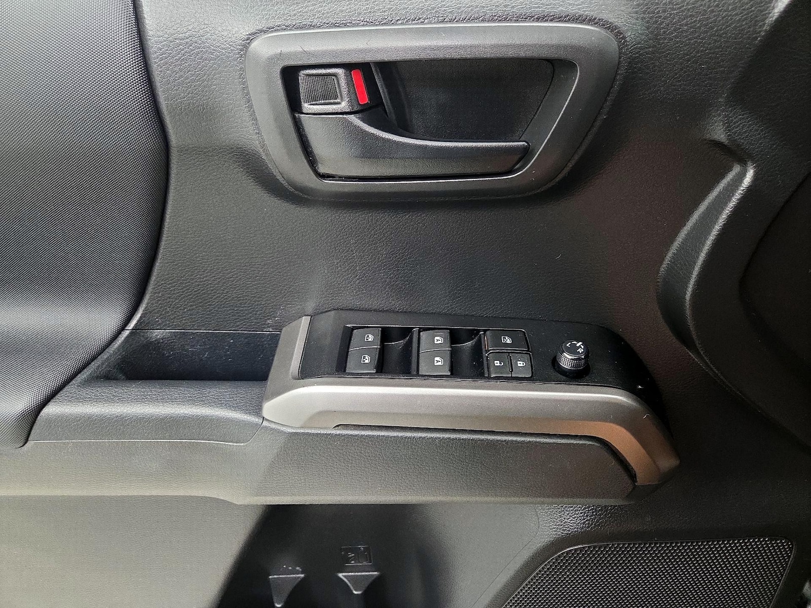 2023 Toyota Tacoma Trail - Photo 13