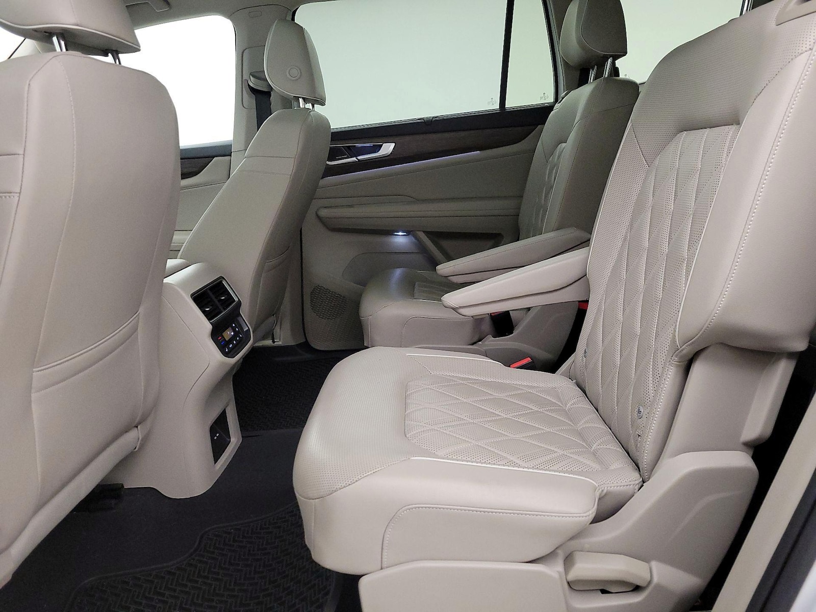Rear Air Conditioning