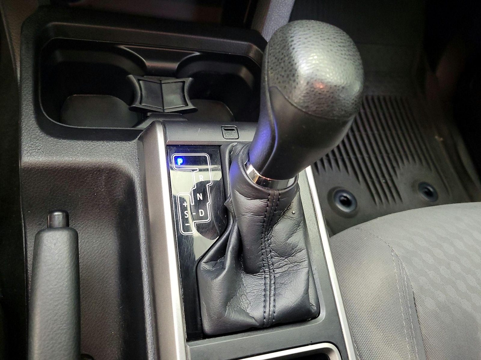 2021 Toyota Tacoma SR5 - Photo 19
