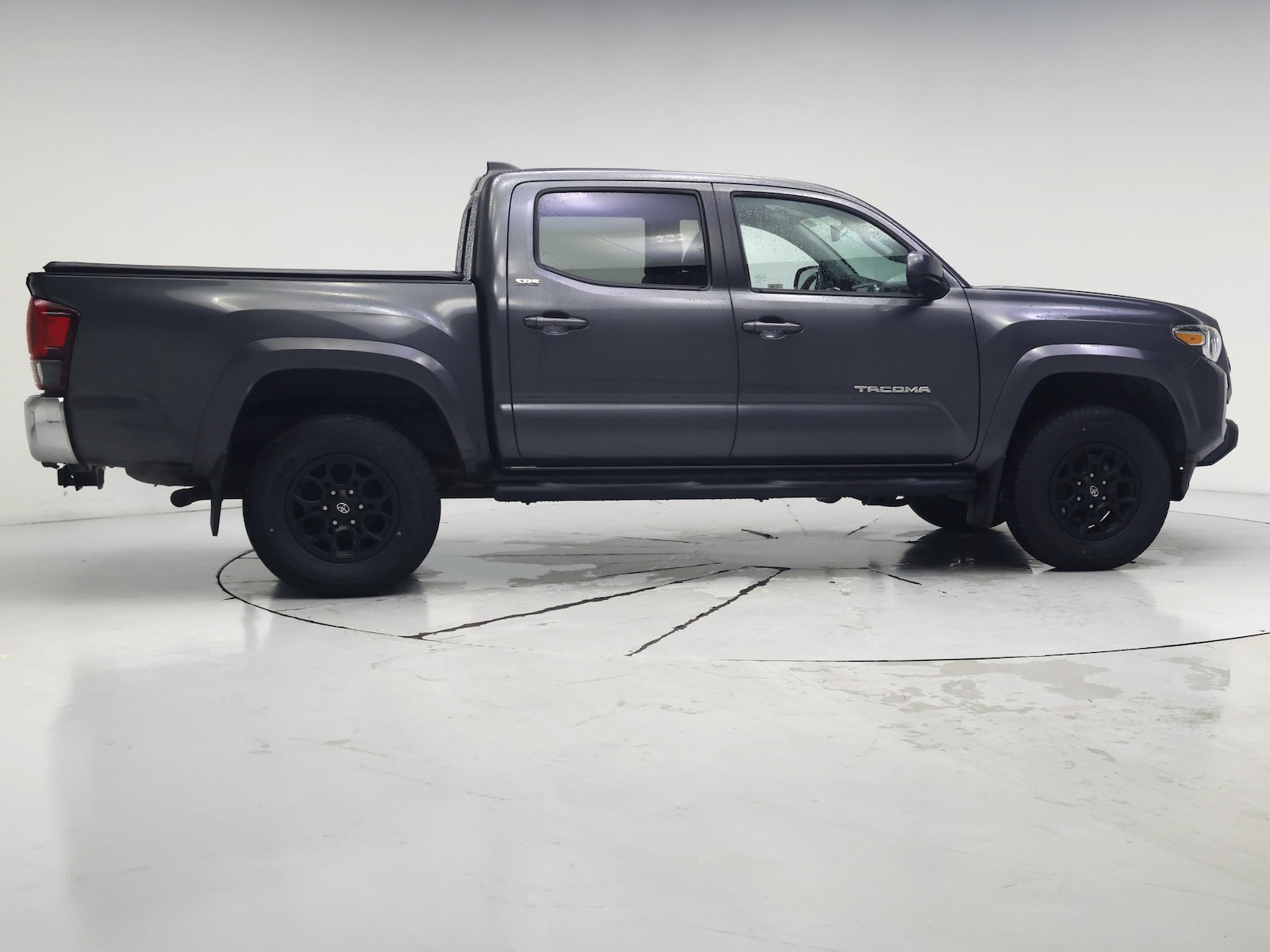 2021 Toyota Tacoma SR5 - Photo 8