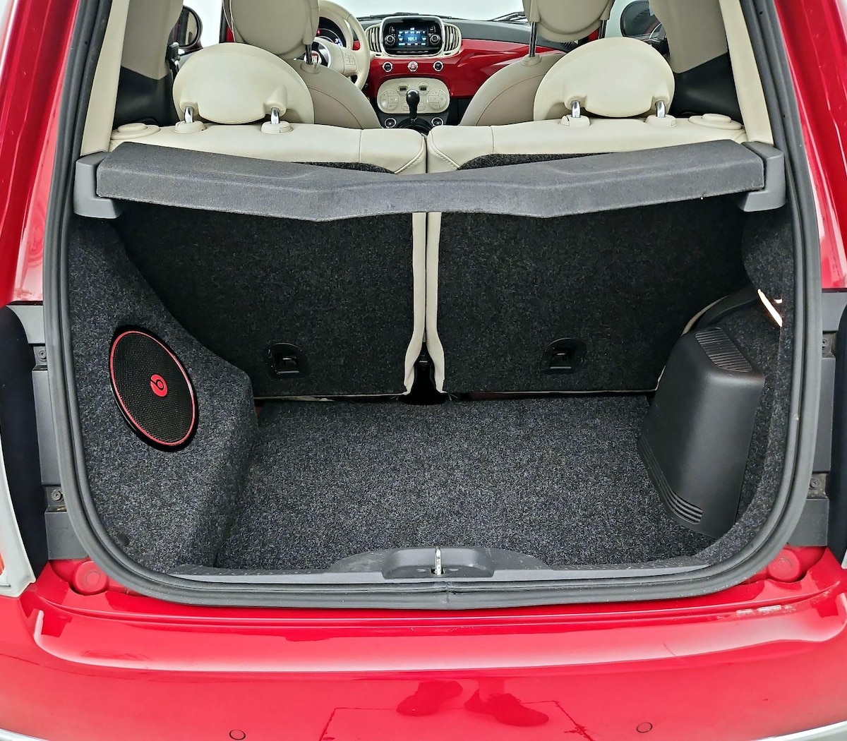 Trunk/Cargo (Seats Up)