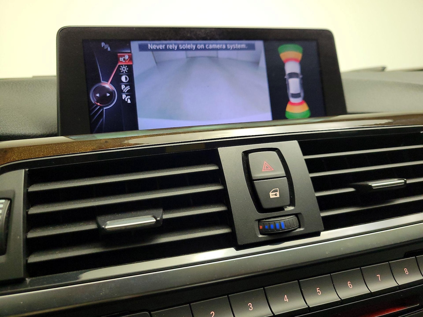 2015 BMW 3 Series 328i - Photo 16