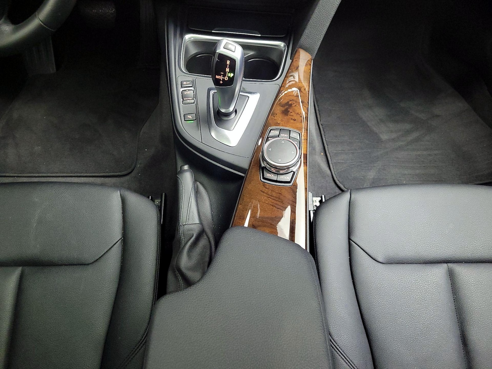 2015 BMW 3 Series 328i - Photo 19
