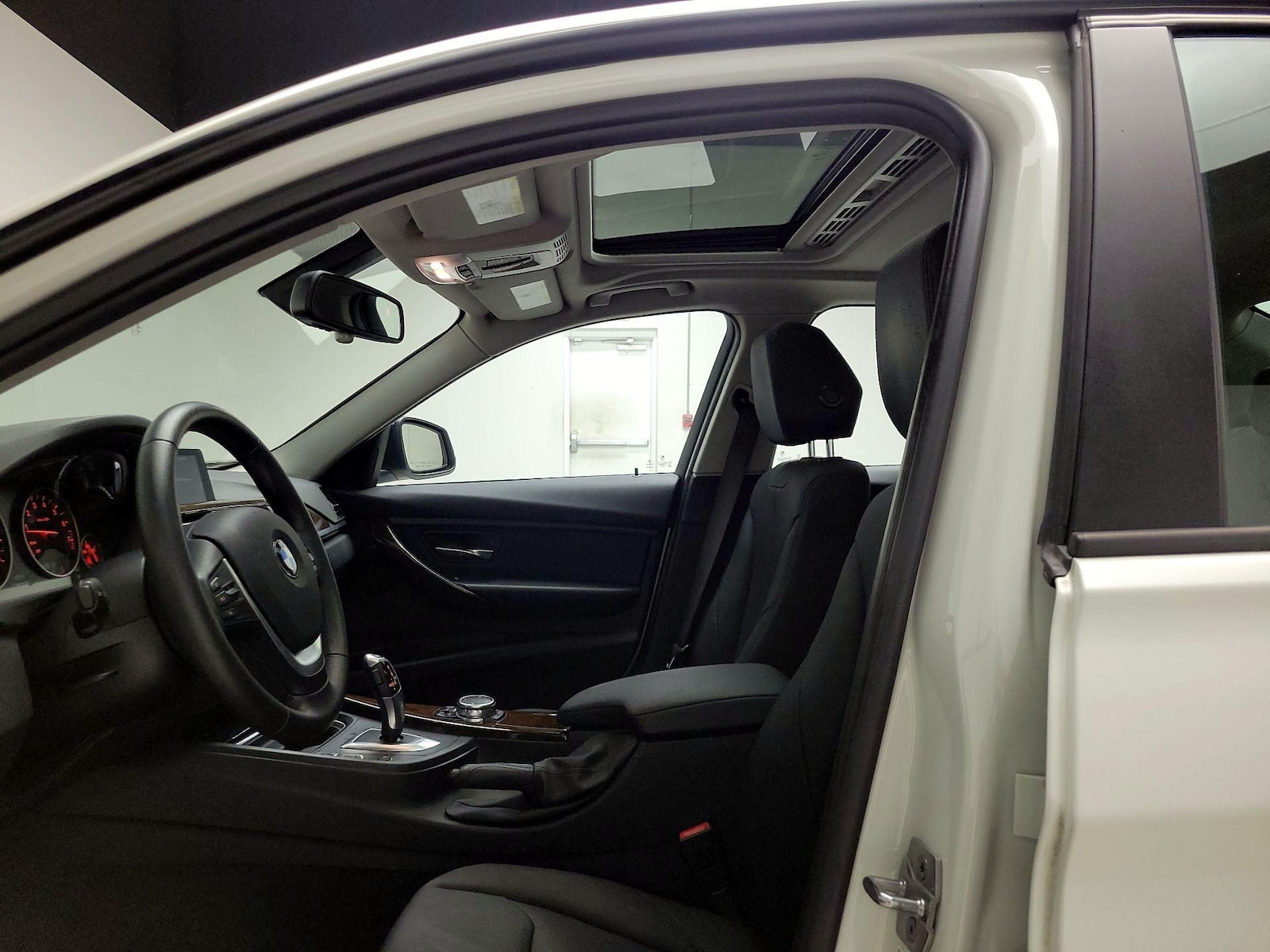 2015 BMW 3 Series 328i - Photo 21