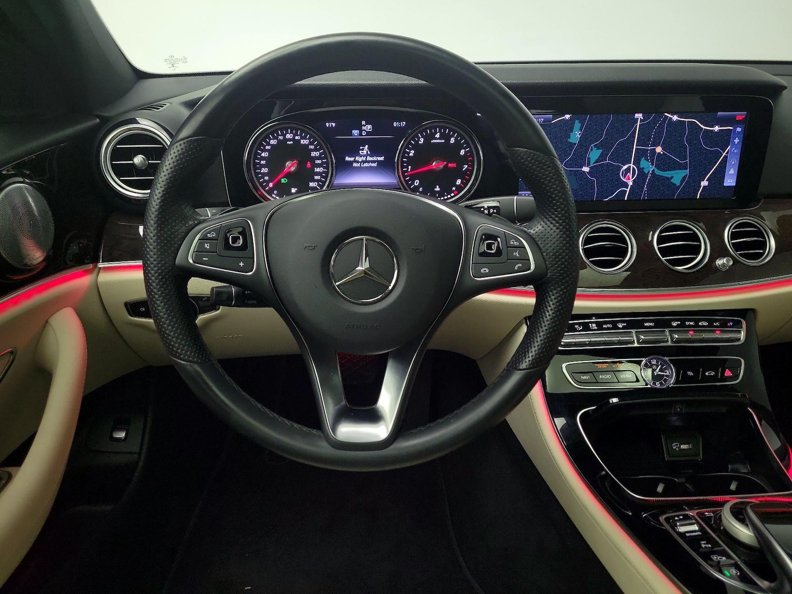 2017 Mercedes-Benz E-Class E300 - Photo 11