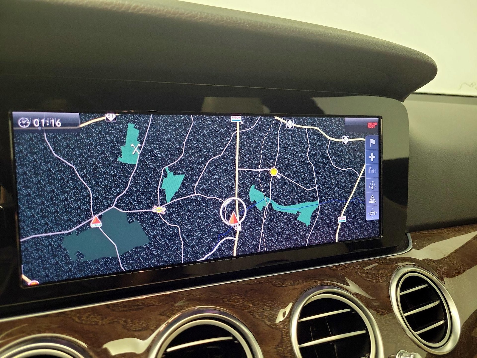 2017 Mercedes-Benz E-Class E300 - Photo 15