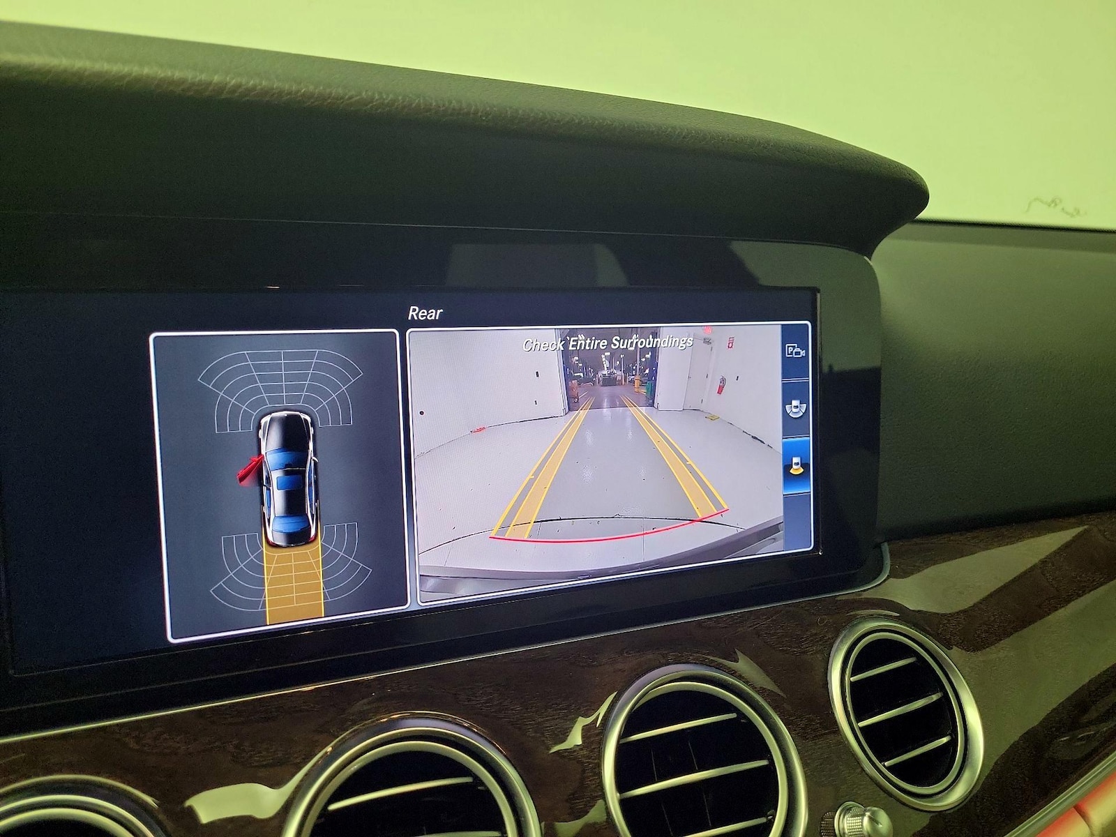 2017 Mercedes-Benz E-Class E300 - Photo 16