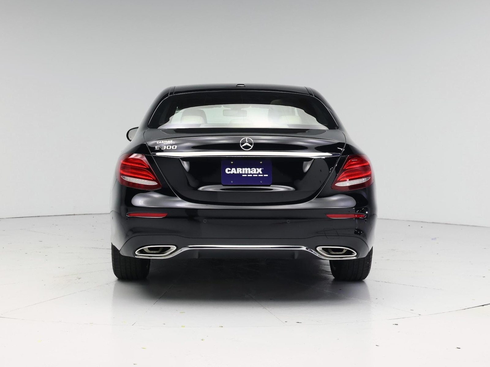 2017 Mercedes-Benz E-Class E300 - Photo 7