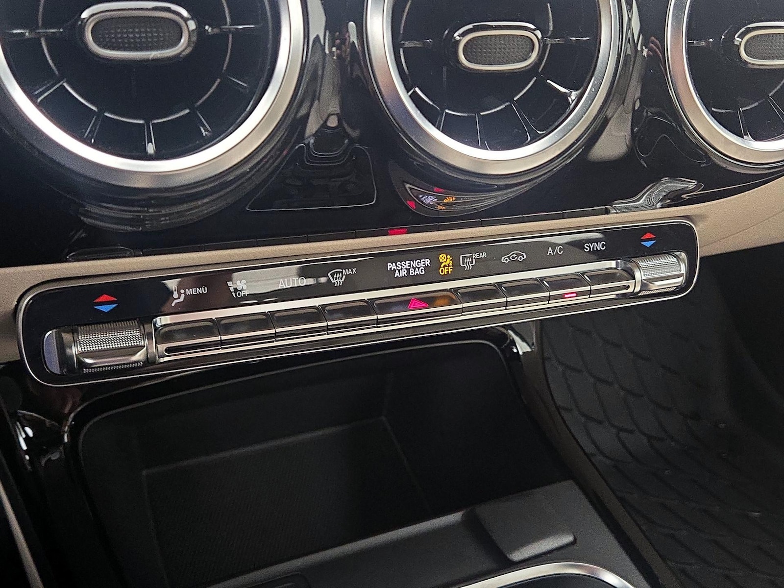 2020 Mercedes-Benz A-Class A220 - Photo 17