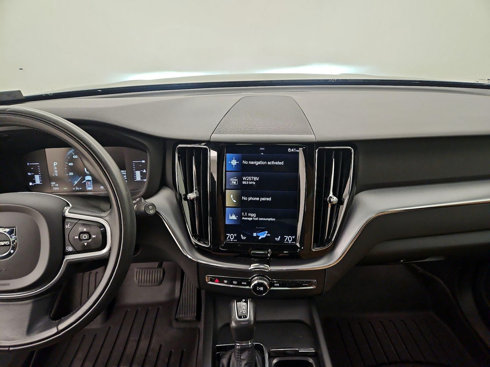 2019 Volvo XC60 Momentum - Photo 10