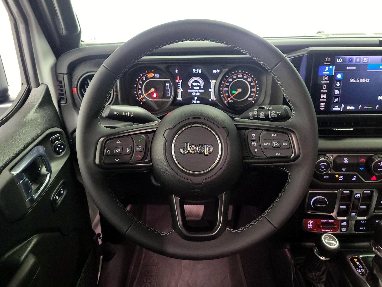 2026 Jeep Wrangler 4-Door Rubicon - Photo 11