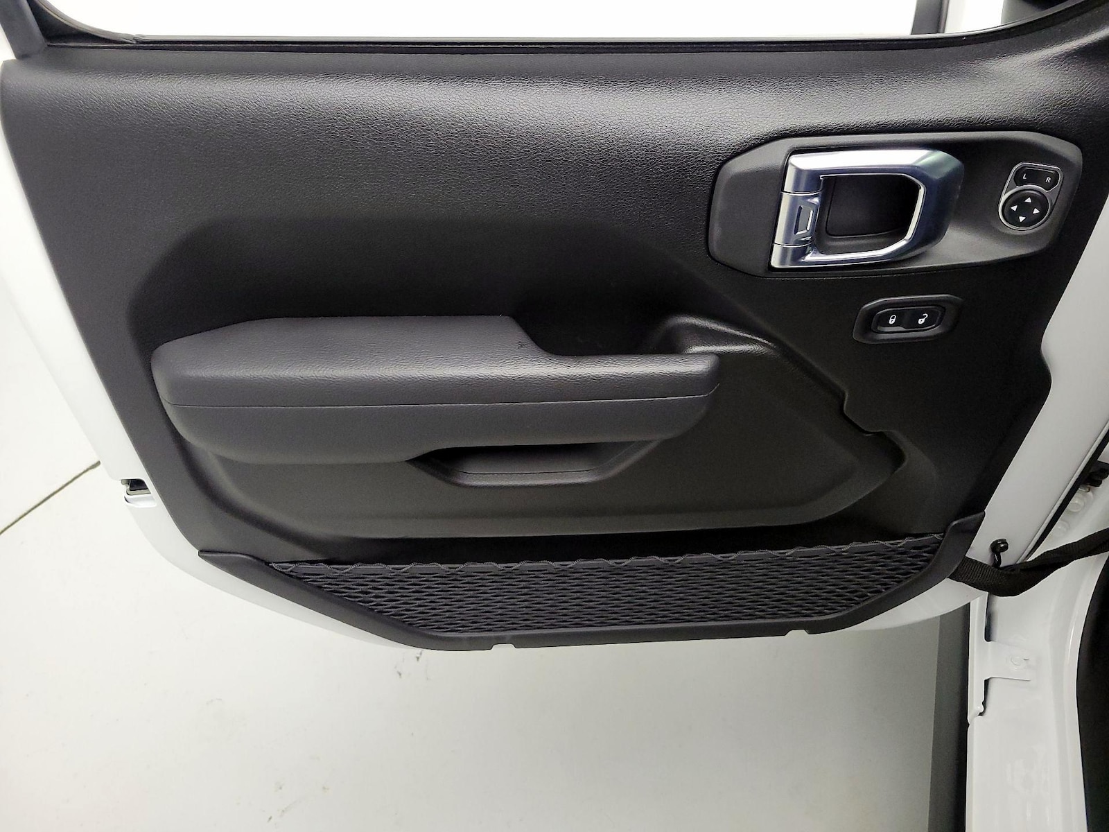 2026 Jeep Wrangler 4-Door Rubicon - Photo 13