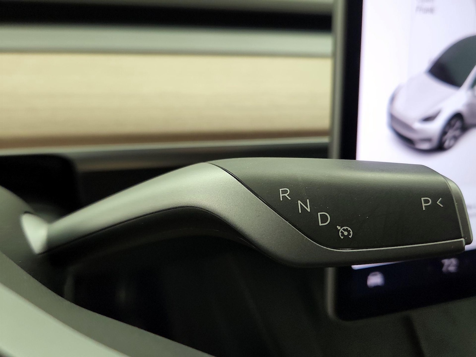 2022 Tesla Model Y Long Range - Photo 18