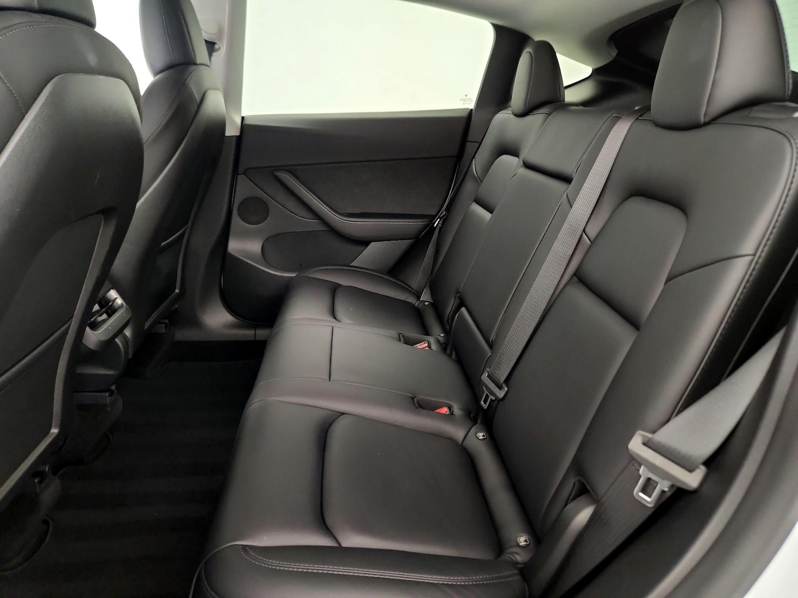 2022 Tesla Model Y Long Range - Photo 19