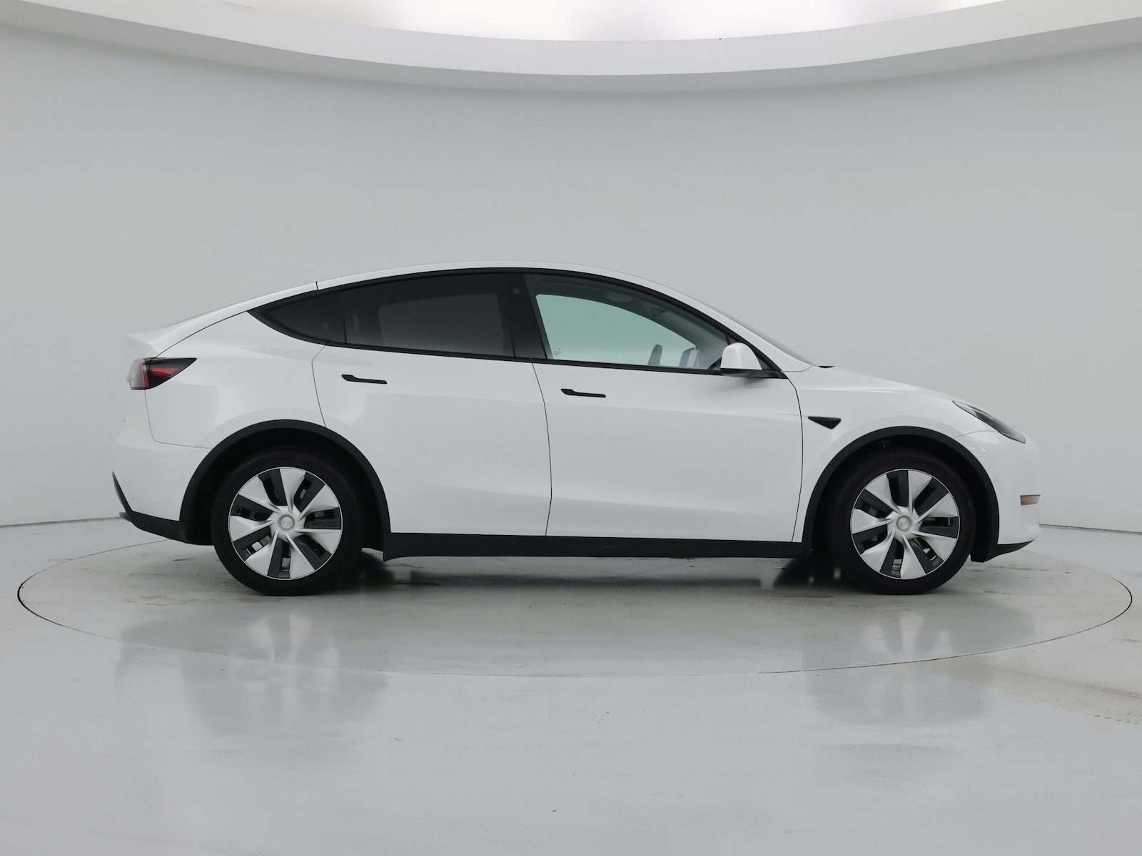 2022 Tesla Model Y Long Range - Photo 8