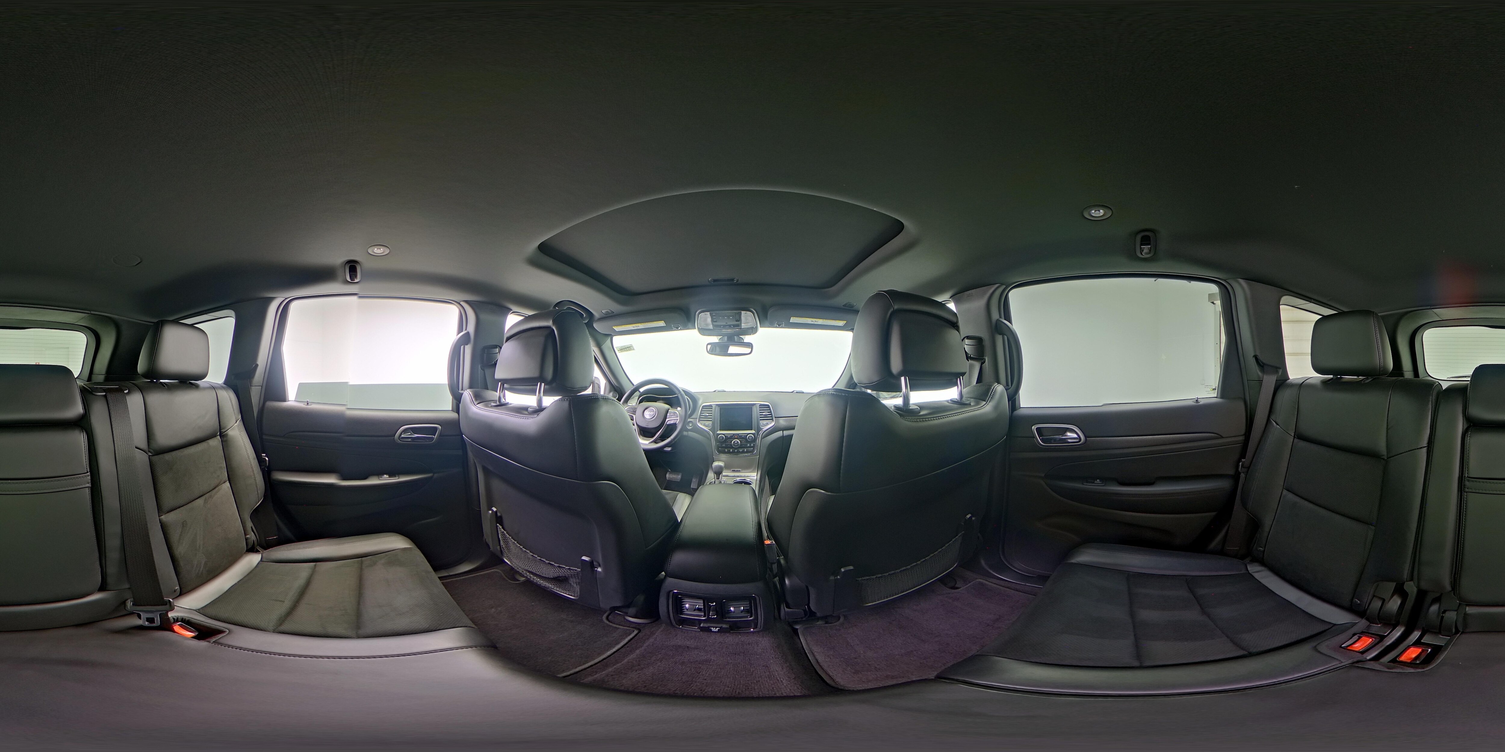 2017 Jeep Grand Cherokee Altitude - Photo 27