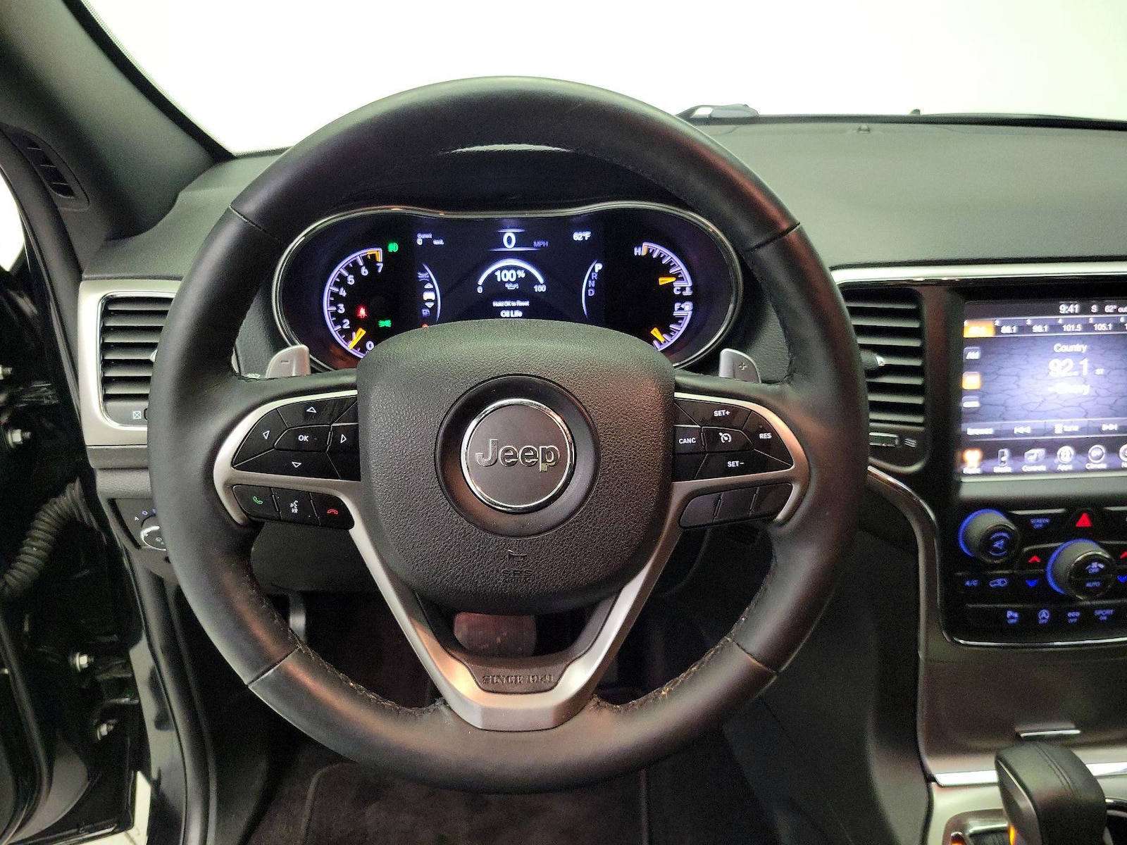 2017 Jeep Grand Cherokee Altitude - Photo 11