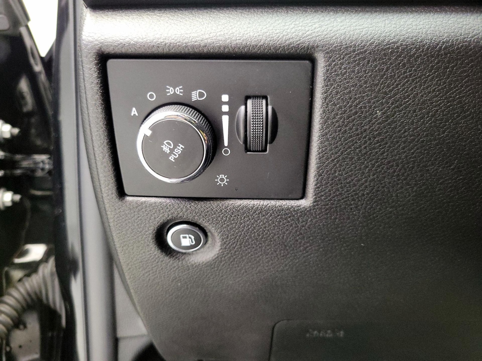 2017 Jeep Grand Cherokee Altitude - Photo 14