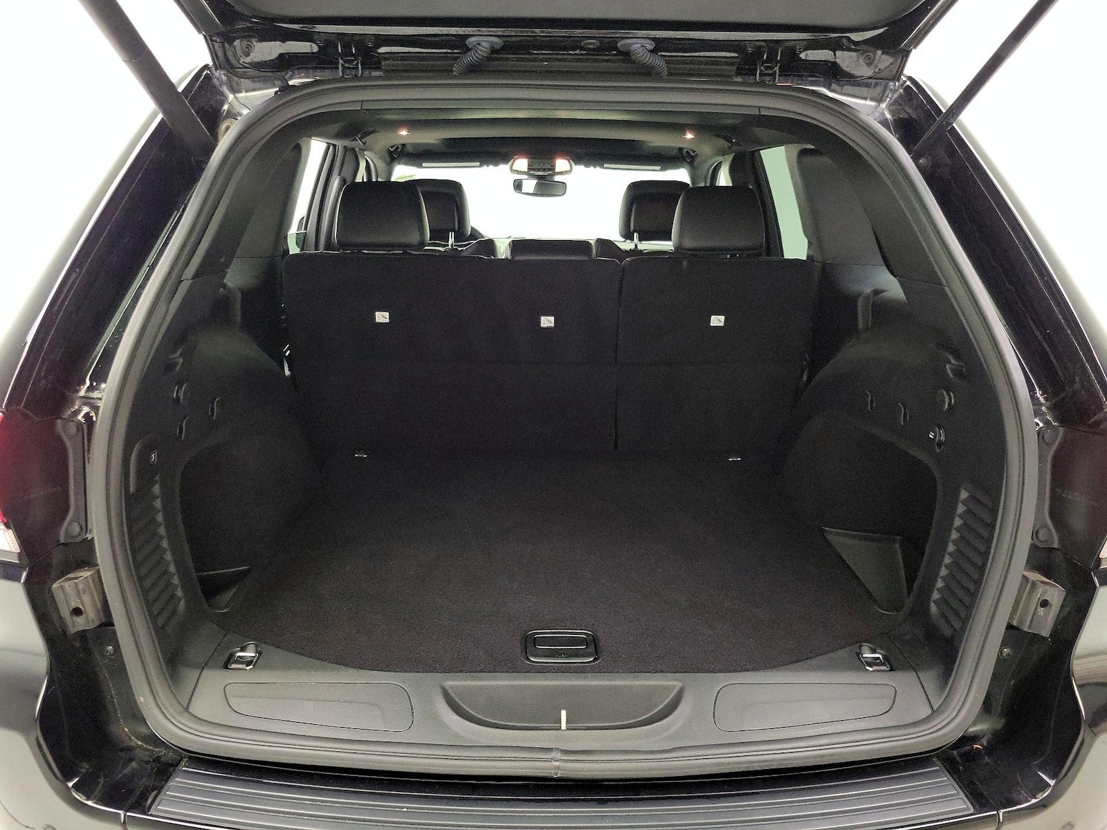 2017 Jeep Grand Cherokee Altitude - Photo 23