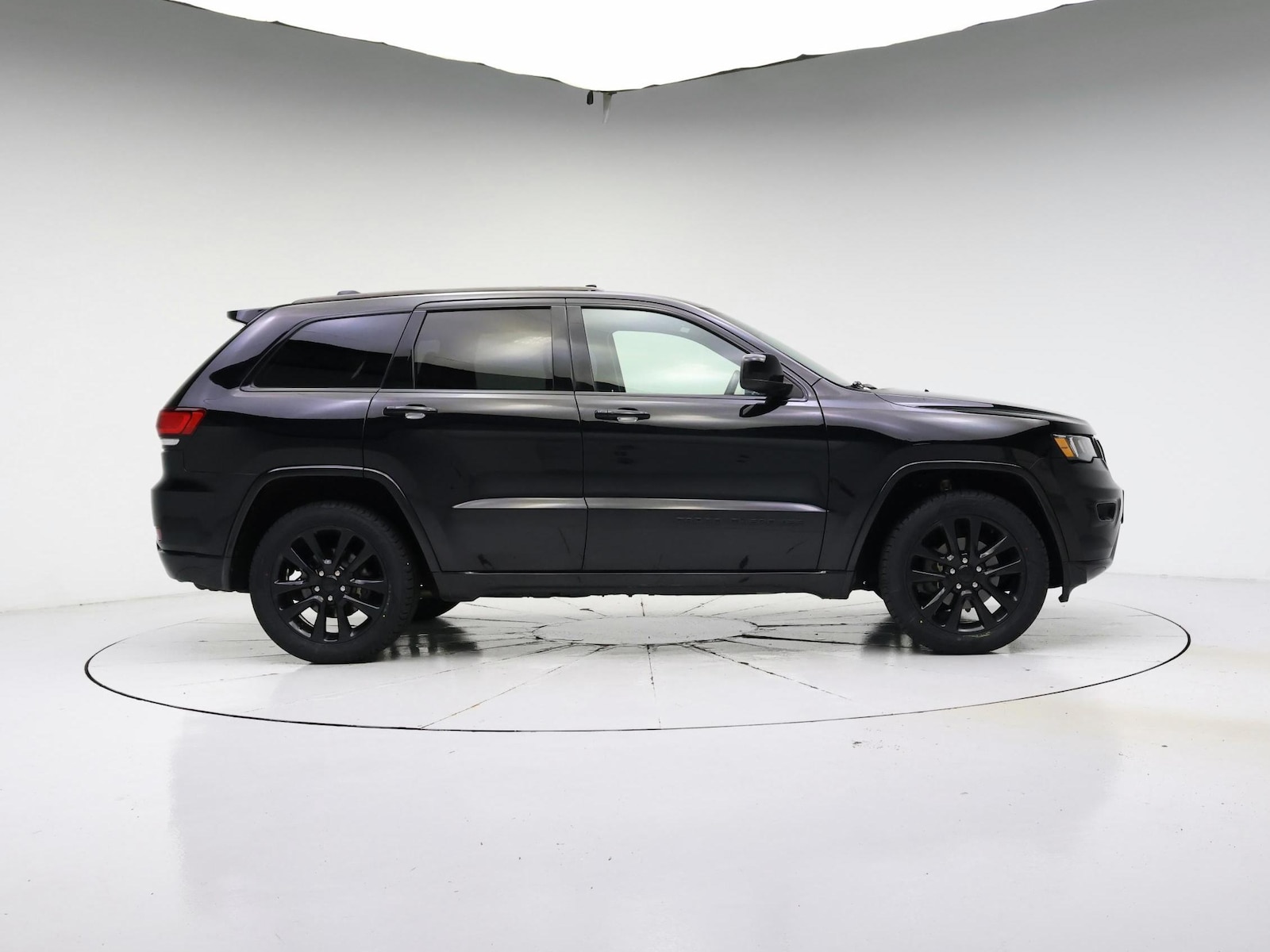 2017 Jeep Grand Cherokee Altitude - Photo 8