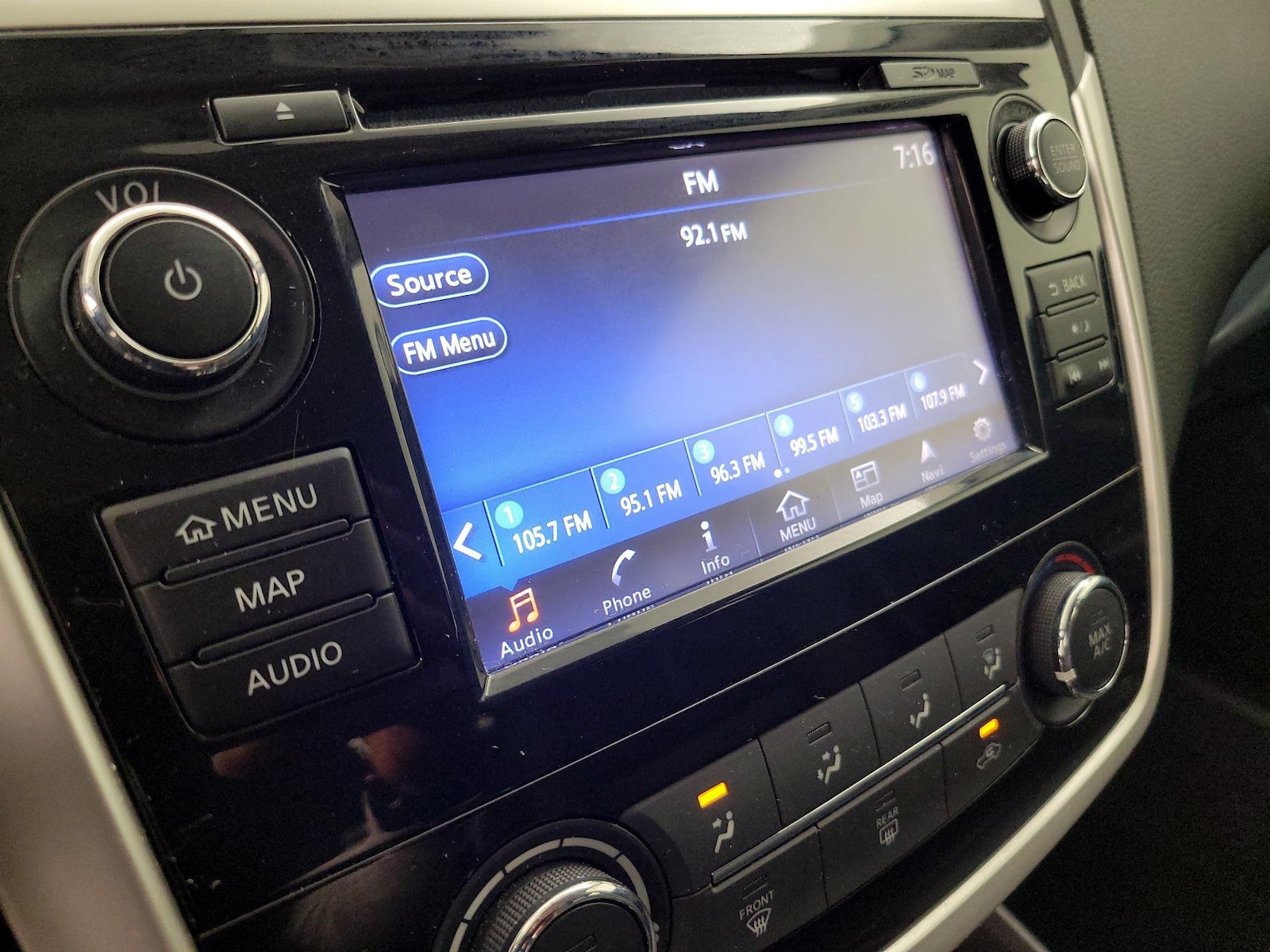 2018 Nissan Altima SR - Photo 17