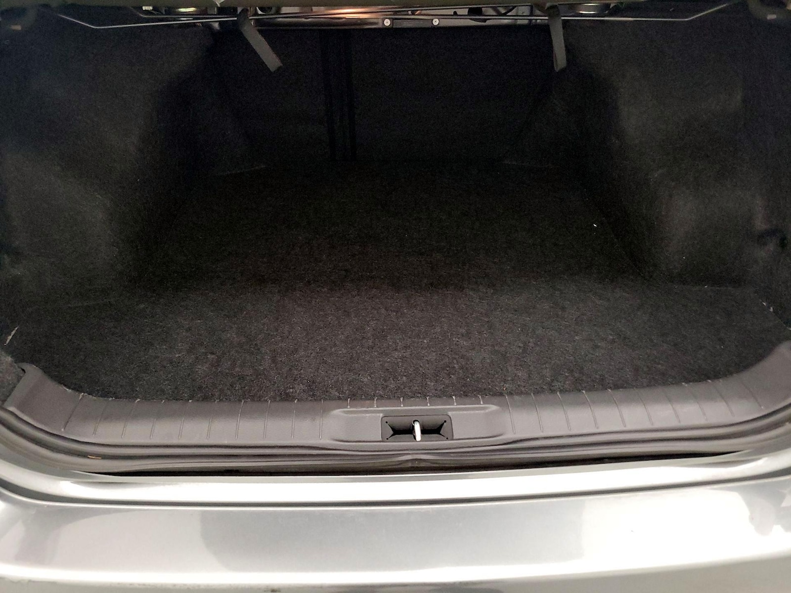 2018 Nissan Altima SR - Photo 22